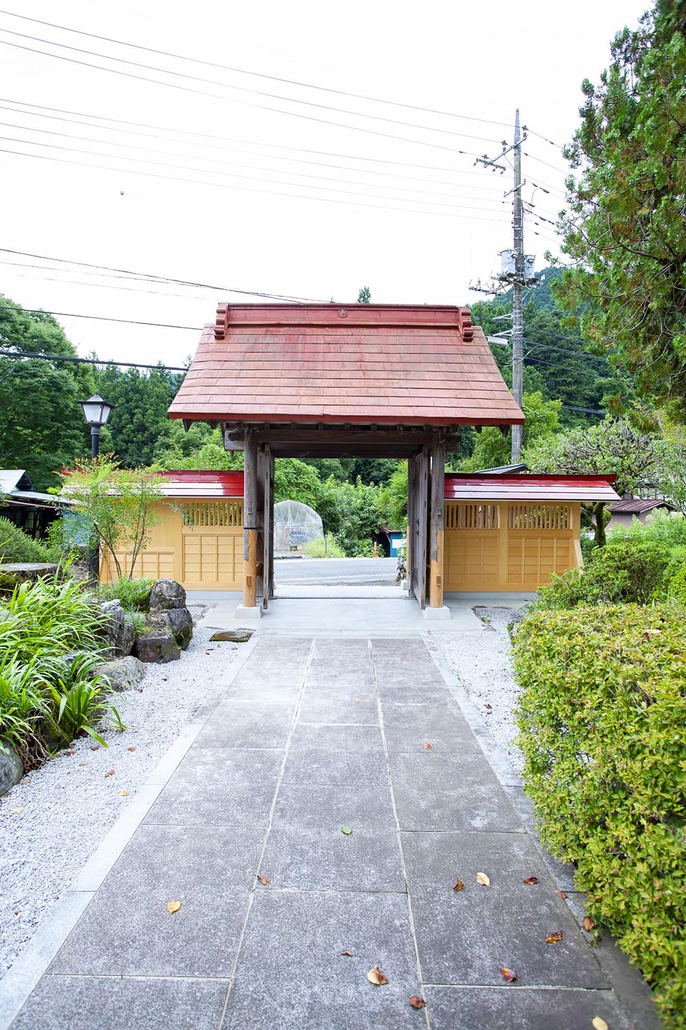 金錫寺様　山門